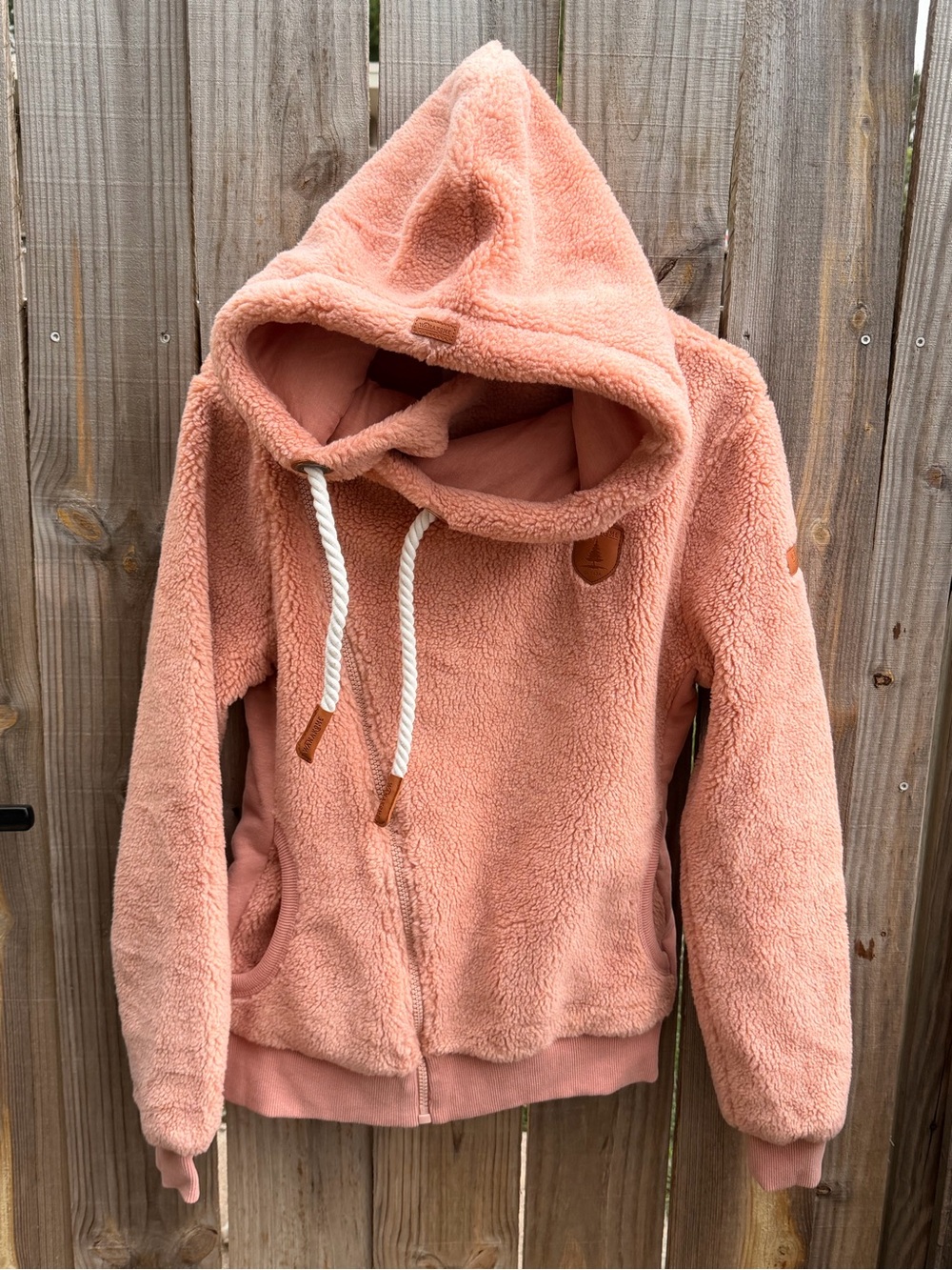 Wanakome Peach Plush Hooded Jacket with White Drawcords Size Small